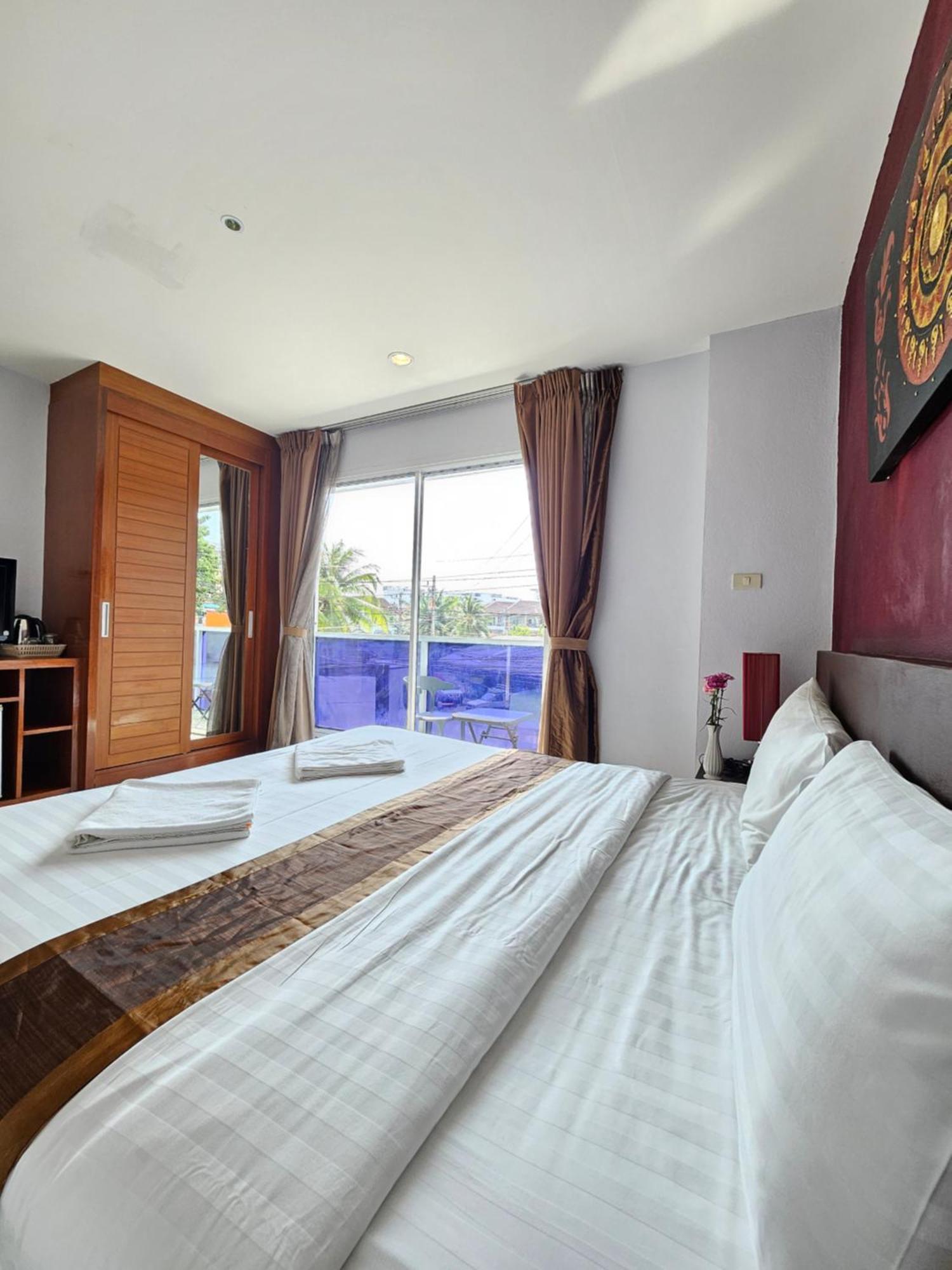 La Xenia Hotel Kata Beach ภายนอก รูปภาพ